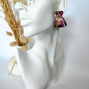 SALE % old price CHF 28.50 Hand-painted hanging earrings Lia floral pattern black-pink-gold image 4