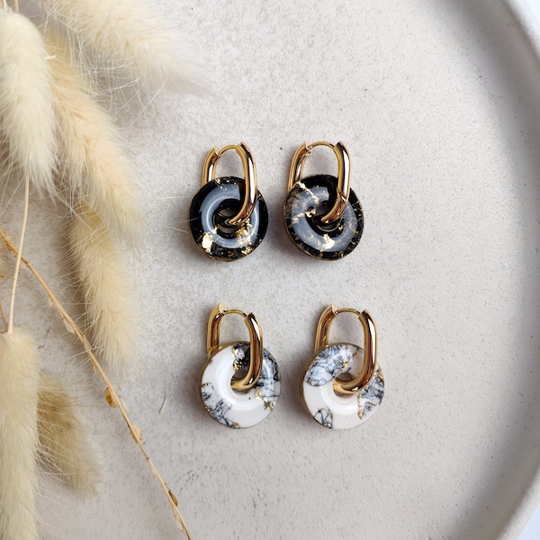 Boucles d'oreilles pendantes faites main "Eline ronde" Mix&Match marbre blanc noir