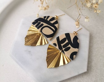 Statement earrings hanging "Katharina" graphic pattern