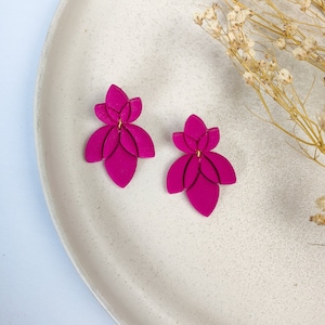 Handmade drop earrings Lilly fuchsia-pink floral shape image 1