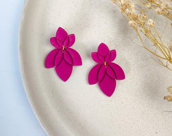 Handmade drop earrings "Lilly" fuchsia-pink floral shape