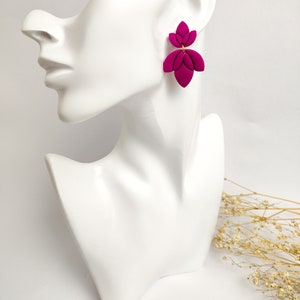 Handmade drop earrings Lilly fuchsia-pink floral shape image 3