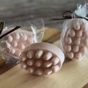 Peaches and cream soap Massage bar