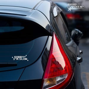 Calcomanía de vinilo "Lo siento, soy lento" / 15 cm / Calcomanía para parachoques para conductores nuevos o nerviosos / Bonito regalo para conductores imagen 2