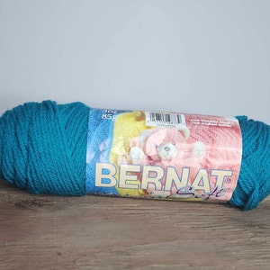 Bernat Nice&#39; n Soft 85g Yarn Skein 100% Acrylic Turquoise