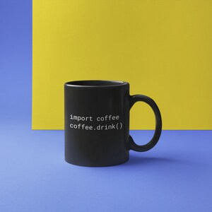 Import Coffee - Python Developer - Black Mug - Ontwikkelaar / Programmeur / Programmeur / Software Engineer Mok afbeelding 2