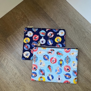 Flat: Medium Zipper Pouch, Summer Pool Day, Girls on Floats
