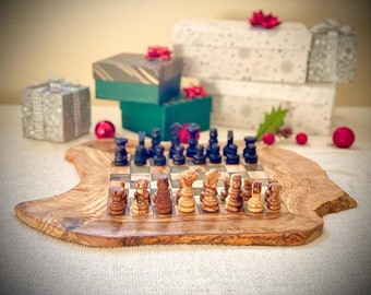 Flat wooden chess board with pieces / chess set / olive wood chess game