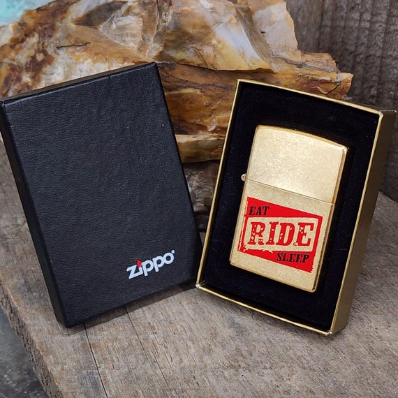 Unfired 2004 Vintage Marlboro Eat Ride Sleep Zippo Cigarette