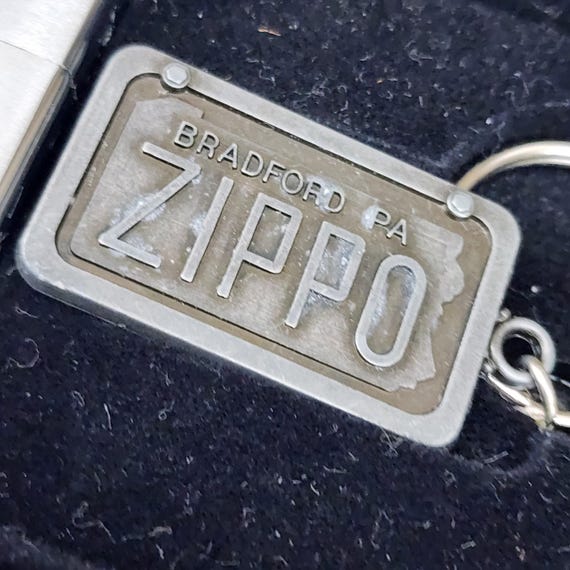 1998 Vintage Zippo Car Cigarette Lighter & Keychain in Original