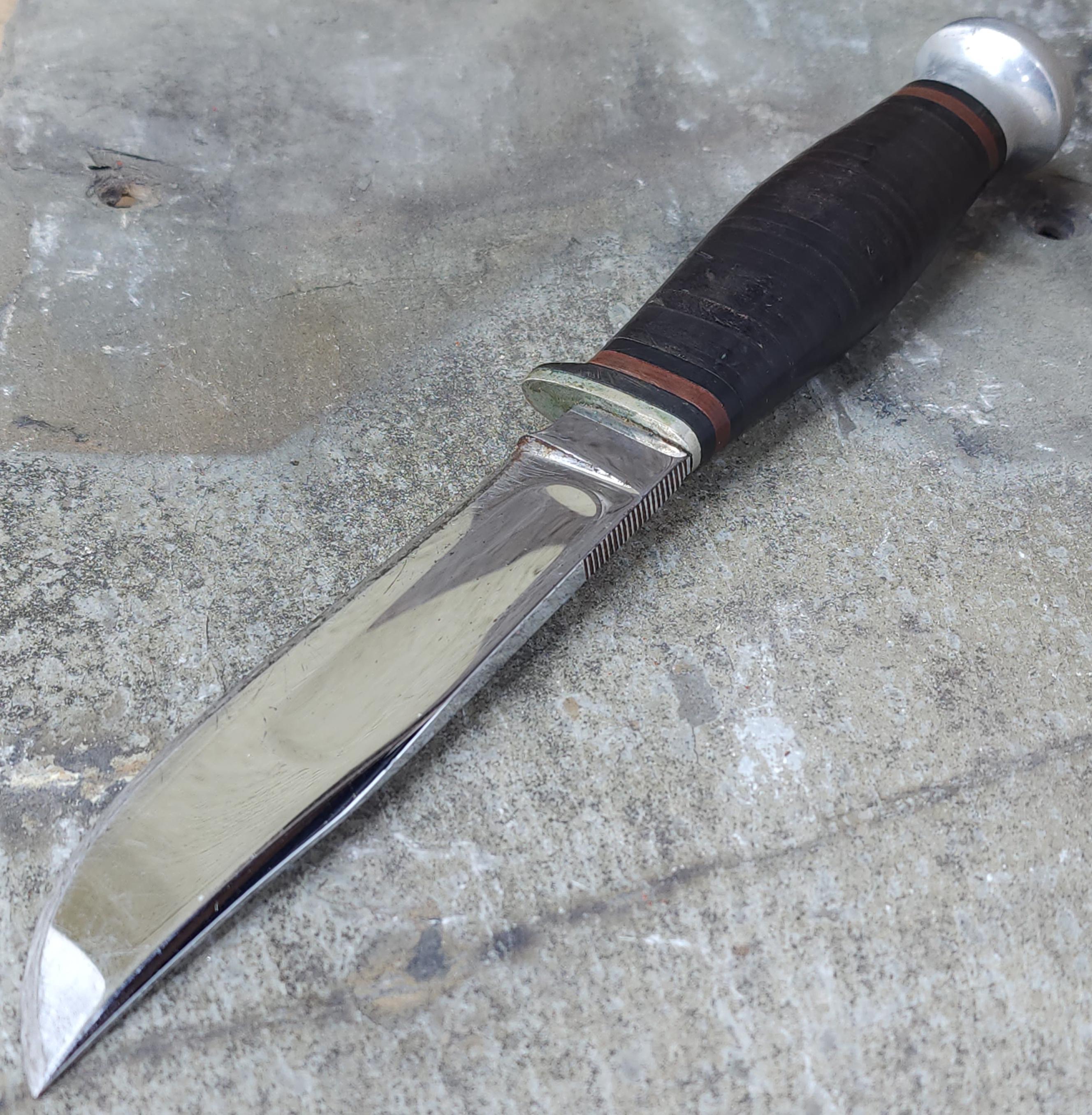 thumbnail image 2 of Buy CaseHunting Knife/Accessories Online Martinique 2 of 13