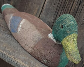 Señuelo de pato de madera antiguo, hecho a mano, tallado en madera, para cazar ánade real.