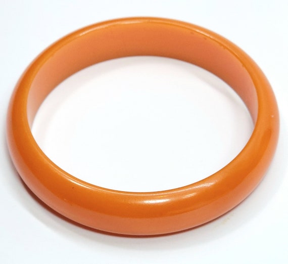 Antique Orange Color Bakelite Thin Bangle Art Dec… - image 2