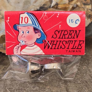 1960s NOS Vintage Firefighter Siren Whistle Fireman Ring Tin Toy Dime Store Mint