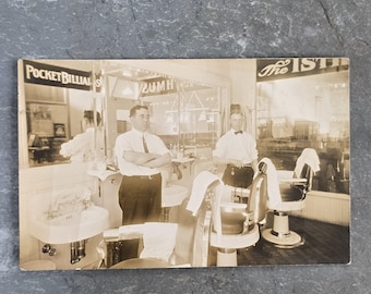 Postal antigua de la barbería y billar de bolsillo The Isthmus, RPPC, NY.