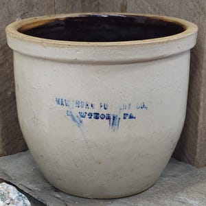 Antique One Gallon Stoneware Signed Hawthorn Pottery Co. Crock Pennsylvania