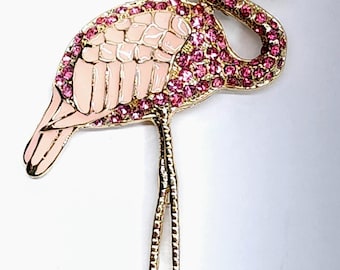 Broche de flamenco con forma de pájaro esmaltado en tono dorado vintage con diamantes de imitación rosas