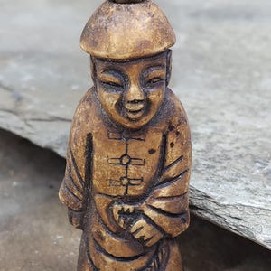 Antique Figural Standing Man Carved Bone Snuff Bottle Oriental Asian w/ Stopper