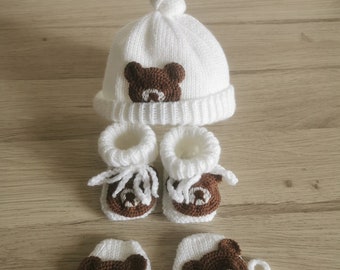 Ensemble bonnet chaussons bébé