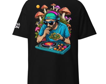 Rave Outfit | Rave T-Shirt | Psychedelic Rave DJ | CATSONDRUGS.COM | Techno T-Shirt | Rave Wear | Rave Clothing | Rave Fashion | Techno Wear