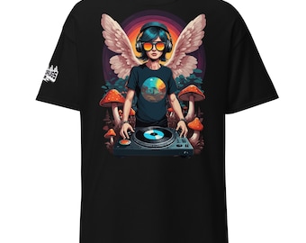 Rave Outfit | Rave T-Shirt | Psy-DJ Girl | CATSONDRUGS.COM | Techno T-Shirt | Rave Wear | Rave Clothing | Rave Fashion | Techno Outfit