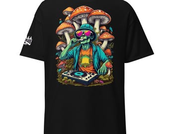 Rave Outfit | Rave T-Shirt | Psy-Rave DJ | CATSONDRUGS.COM | Techno T-Shirt | Rave Wear | Rave Clothing | Rave Fashion | Techno Wear