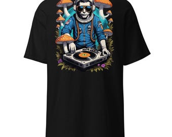 Rave Outfit | Rave T-Shirt | Psy Astronaut | CATSONDRUGS.COM | Techno T-Shirt | Rave Wear | Rave Clothing | Rave Fashion | Techno Wear
