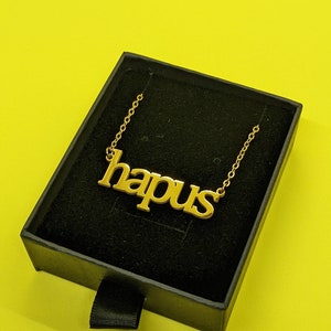 Hapus necklace mwclis