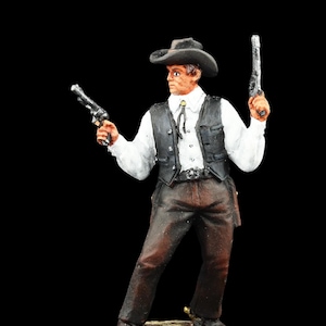 Tin soldier Collectible American Cowboy with two Revolvers  54 mm Old West: Cowboys and Trappers