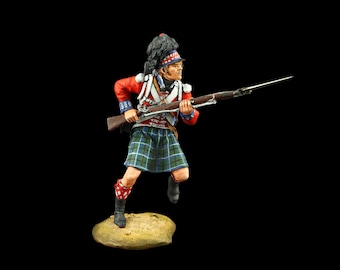King & Country NA50 - 42nd Highlander kneeling firing - retired en boîte