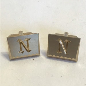 Men&#39;s Cuff Links Initial N Goldtone Etched Vintage