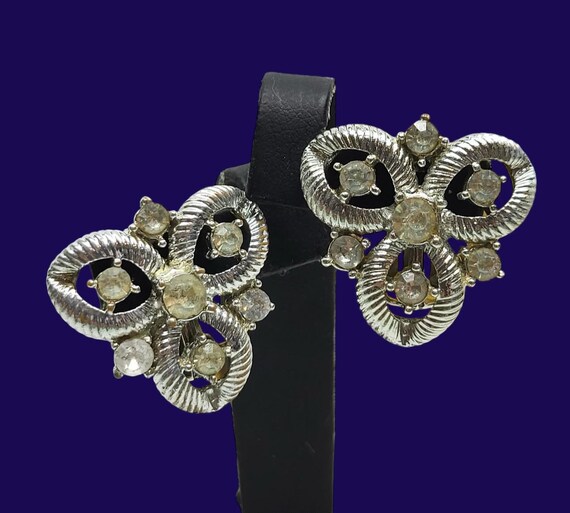 Boucles D'oreilles Clips Vintage Fleurs Argentées Et Strass - Occasion Bon état - Sans Marque