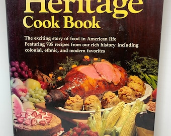 Vintage Better Homes and Gardens Heritage International Cook Book  with Dust Jacket Over 700 Recipes Published 1975