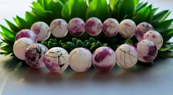 8" Purple and White Splatter Glass Bead (12mm) Bracelet