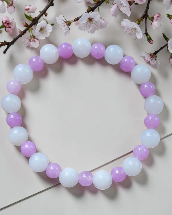 Lilac and White Jade Bracelet - 7 1/2"