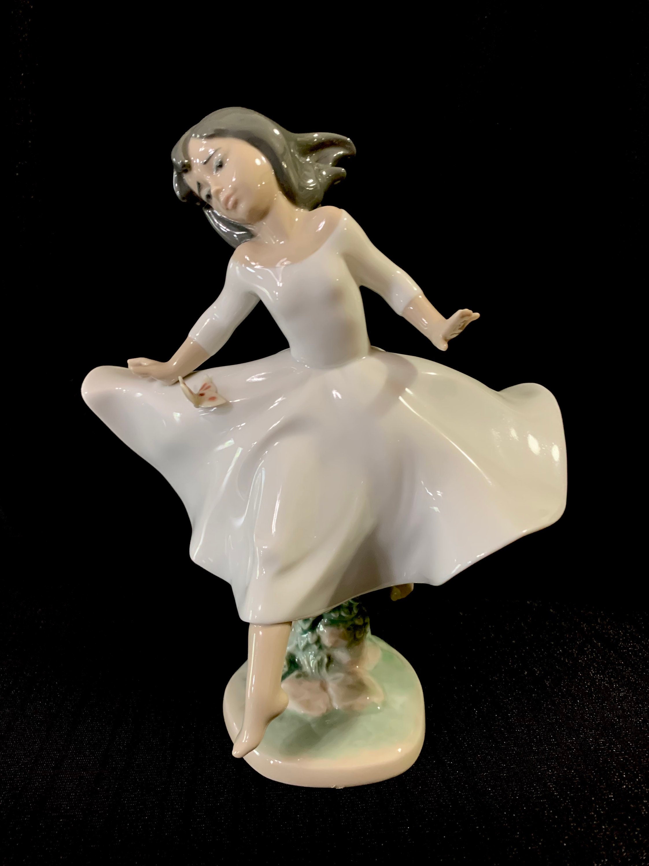 Lladro Joy of Youth #6414 RETIRED, VINTAGE, RARE