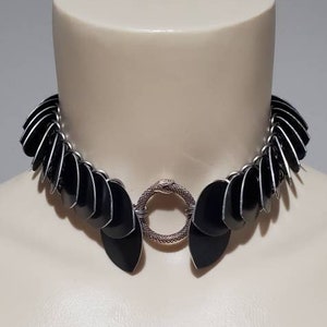 Dragon Scale Choker, Black