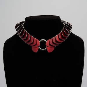 Dragon Scale Choker, Red