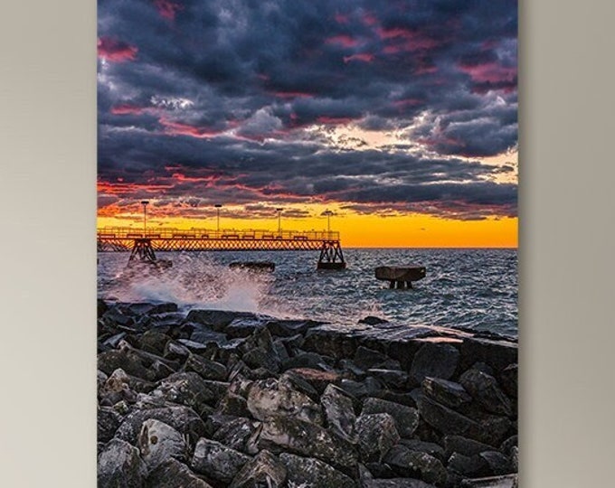 Edgewater Pier - Cleveland, Ohio  | Lake Erie | Sunset Photography | Nature Photos | Colorful Wall Art | Fine art prints | Landscape photo