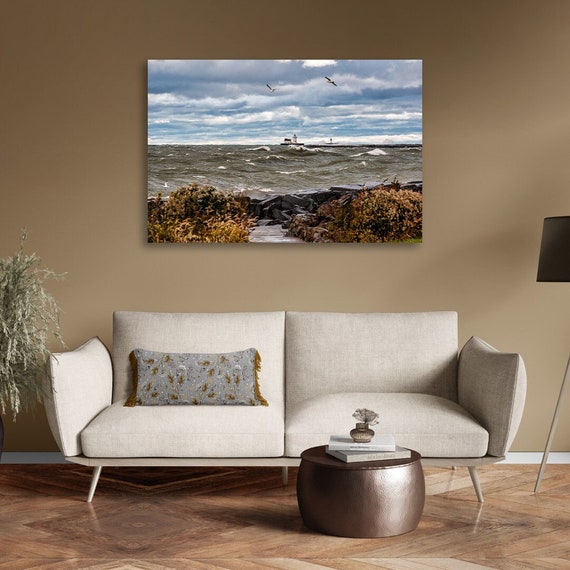 Cleveland Harbor West Pierhead Lighthouse - Cleveland, Ohio