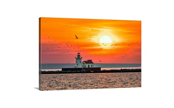 Cleveland Harbor West Pierhead Lighthouse Canvas