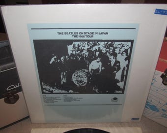 The Beatles - LP de vinilo raro - En el escenario en Japón - La gira de 1966 - NM-