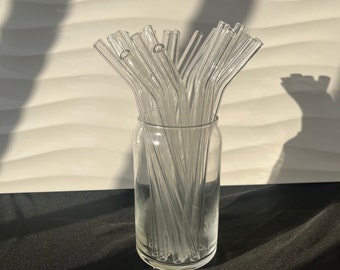 Pajita de vidrio reutilizable: resistente a roturas y ecológica.