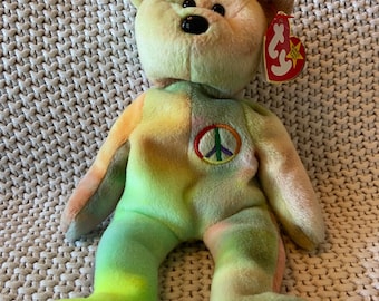 Peace the Bear - TY Beanie Babies - Birthdate 01 February 1996 - 102 stamp on Tush Tag