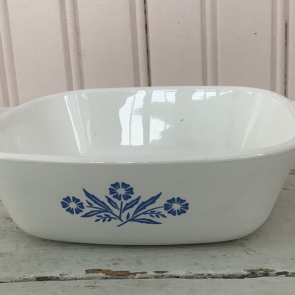 1 3/4 cup Blue Corn Flower Corning Ware Casserole Dish P-41-B/No lid/1969-1972