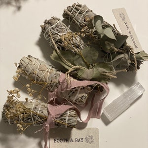 Energy Cleansing Kit ~ Sage Smudge Kit ~ Selenite Crystal ~ Cleanse & Purify The Energy In Your Home ~ Beautifully Handmade And Gift Boxed~
