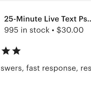 Puede incluir: Una camiseta de color &oacute;xido con el texto en blanco que dice 25 MINUTE LIVE PSYCHIC TEXT READING. La prenda es usada por una persona que sostiene un tel&eacute;fono inteligente negro, con el texto claramente visible sobre la tela naranja s&oacute;lida.