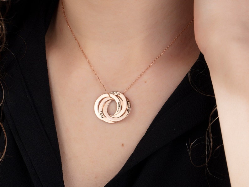 14K Gold Multi Circle Name Necklace, Silver Family Name Engraved Pendant, Custom Made Jewelry, Moms Personalize Gift, Best Mother's Day Gift 画像 4