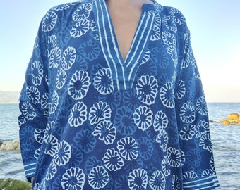 tunique indigo, tunique en coton, tunique bio, vêtements de villégiature, haut en coton, tunique d'été, cadeaux pour elle, vêtements de plage, tunique boho,