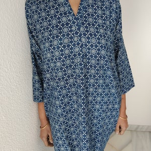 tunique en coton indigo, tenues de villégiature, vêtements d'intérieur, tunique biologique, tunique d'été, haut bohème, kurti indien, kurti en coton, tenue de bain, image 9